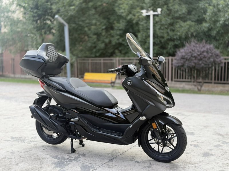 本田WING NSS350