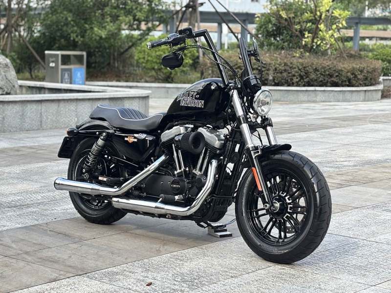 哈雷戴维森 Forty-Eight 运动者