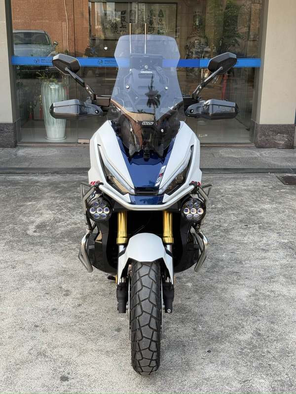 本田DREAMWING X-ADV 750