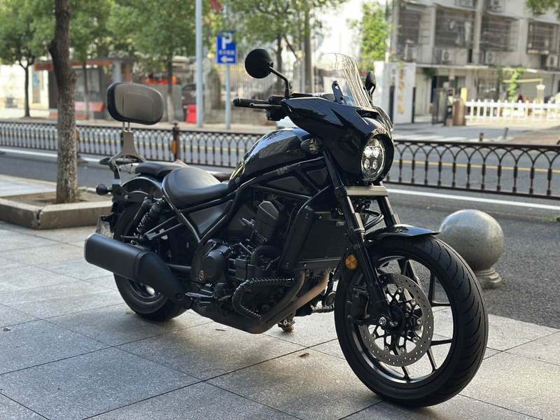 本田DREAMWING CM1100