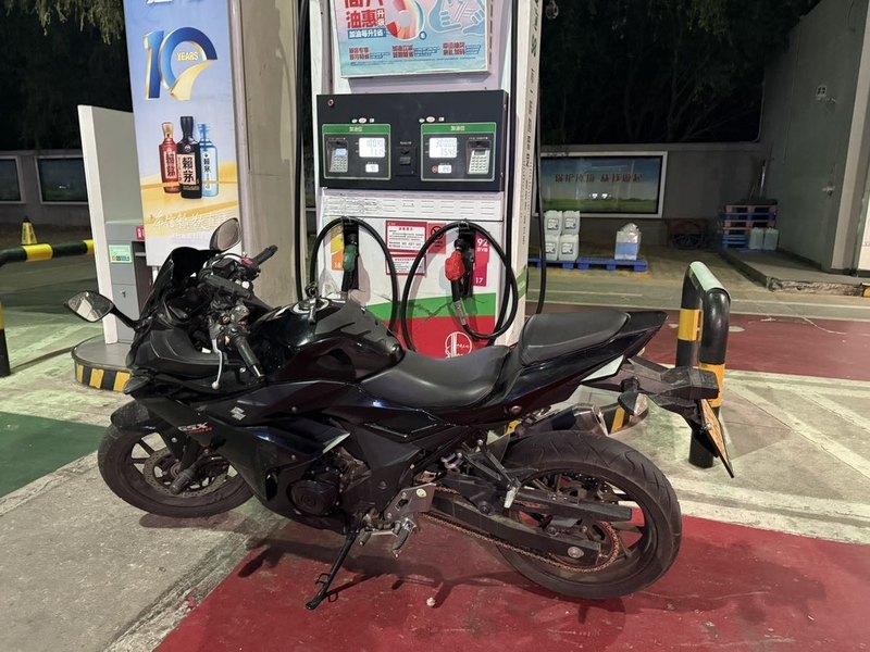 豪爵铃木 GSX250R