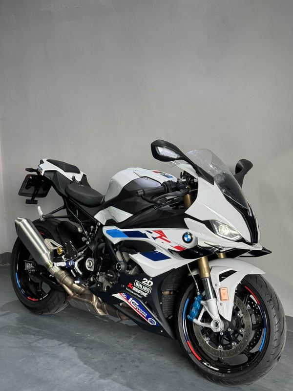 宝马 S 1000 RR