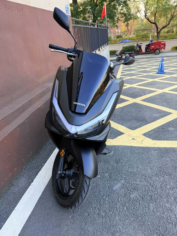 五羊本田 PCX