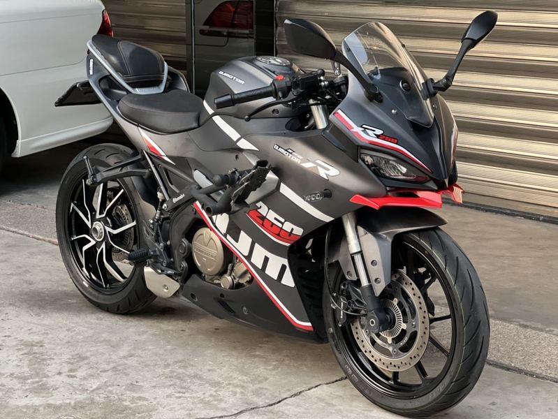 QJMOTOR 赛250