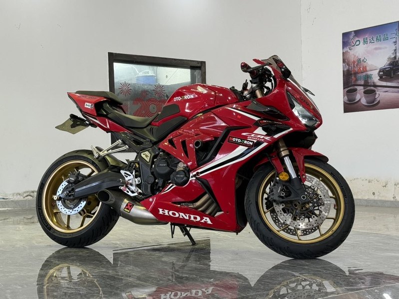 本田DREAMWING CBR650R