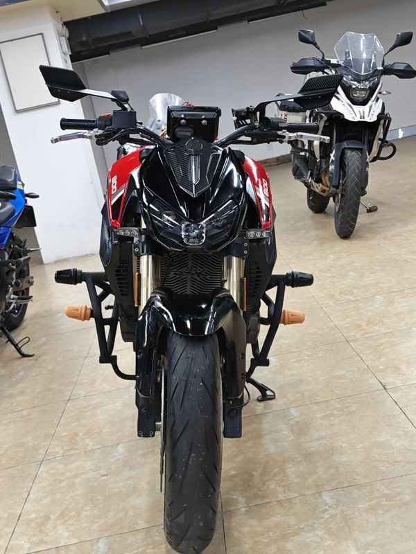 QJMOTOR 追600