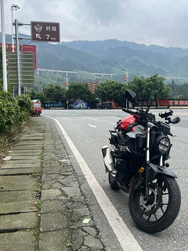 本田WING CB400F