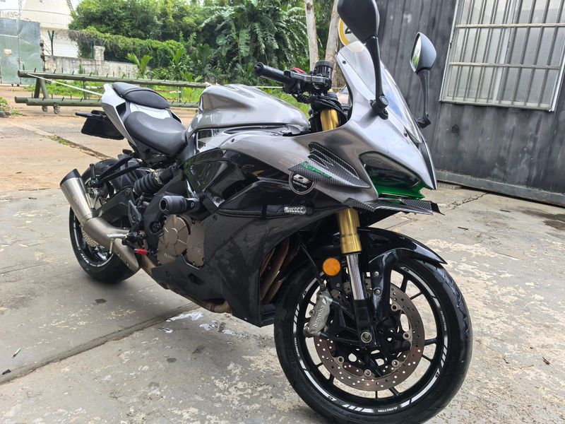 QJMOTOR 赛600