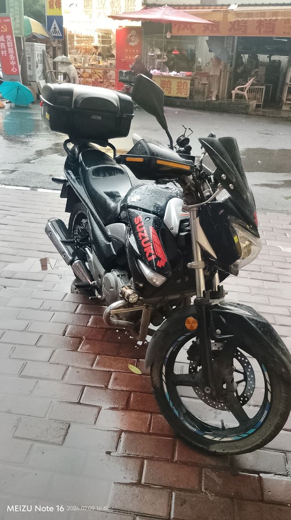 豪爵铃木 骊驰 GW250