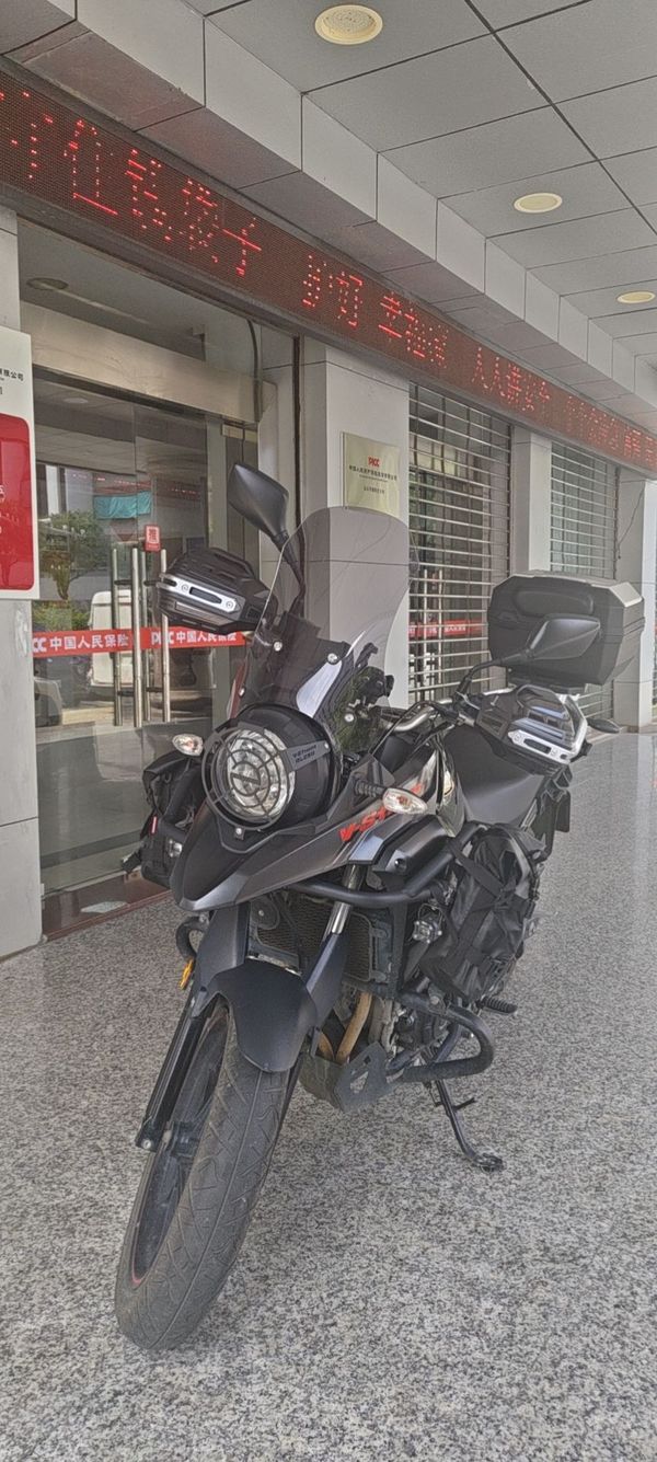豪爵铃木 DL250