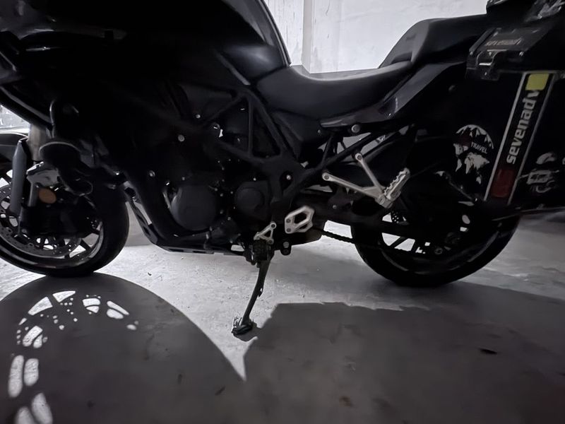 贝纳利 金鹏 TRK502