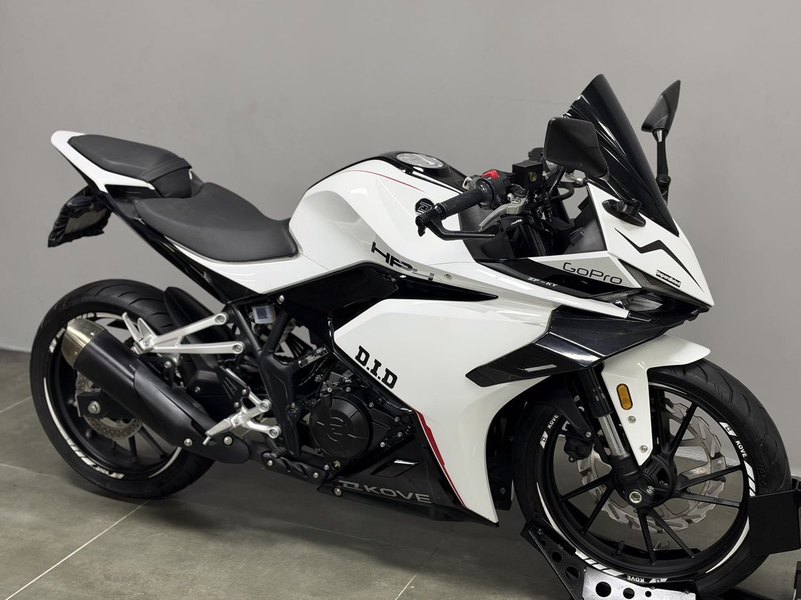 凯越 250RR 刺鸟