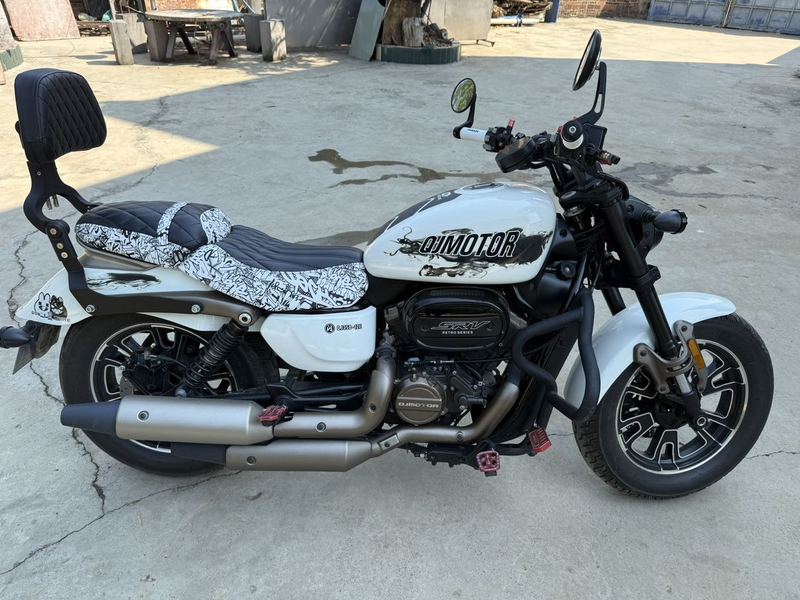 QJMOTOR 闪350