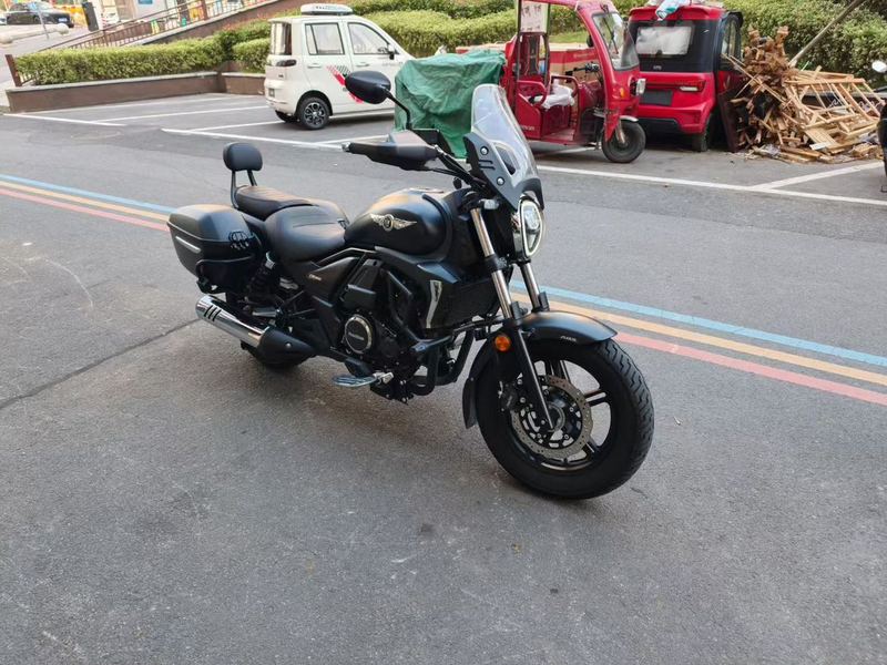 豪爵 TR300