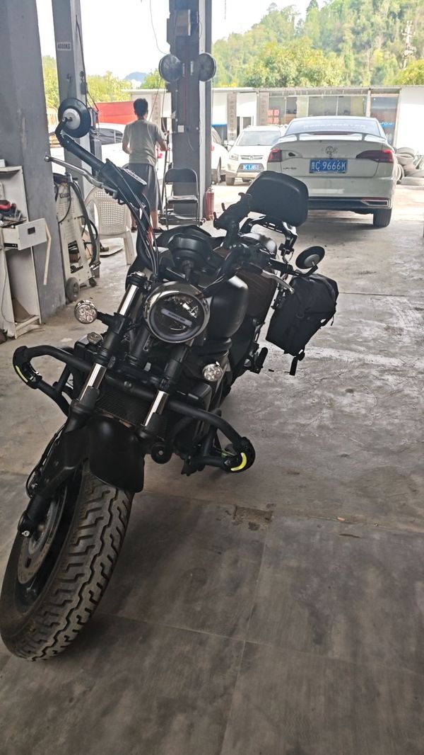 QJMOTOR 闪500S