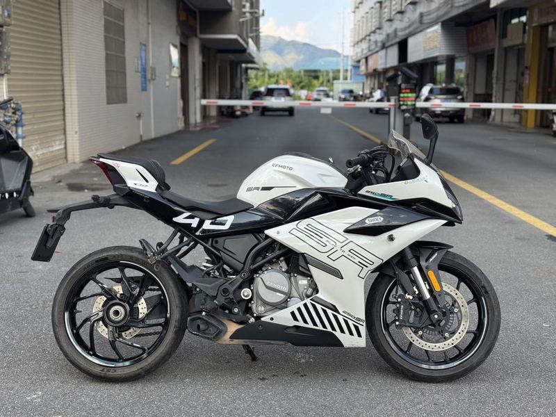 春风 250SR
