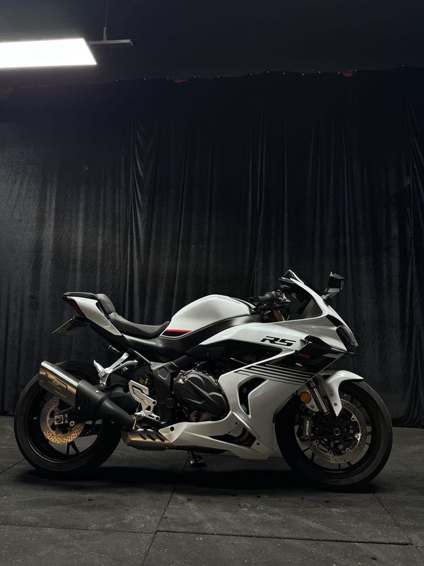 QJMOTOR 赛600
