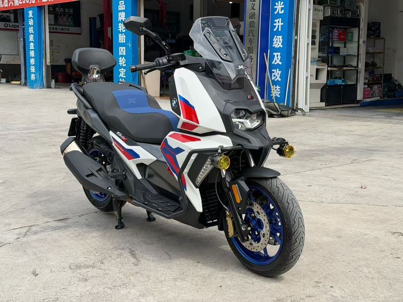 宝马 C 400