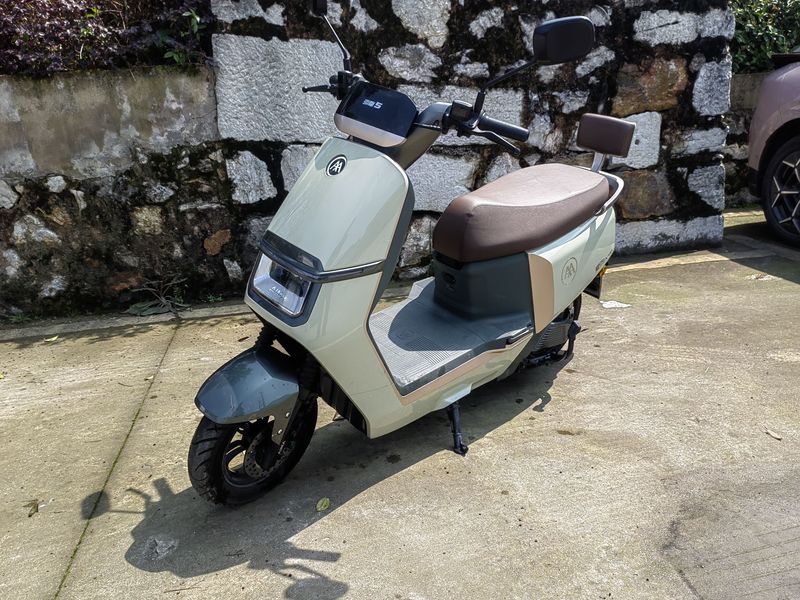 爱玛 指挥官A700