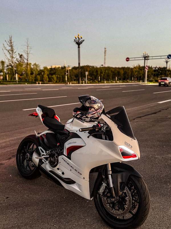 杜卡迪 Panigale V2