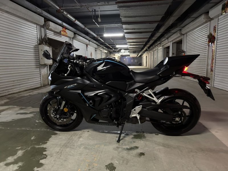 本田DREAMWING CBR650R