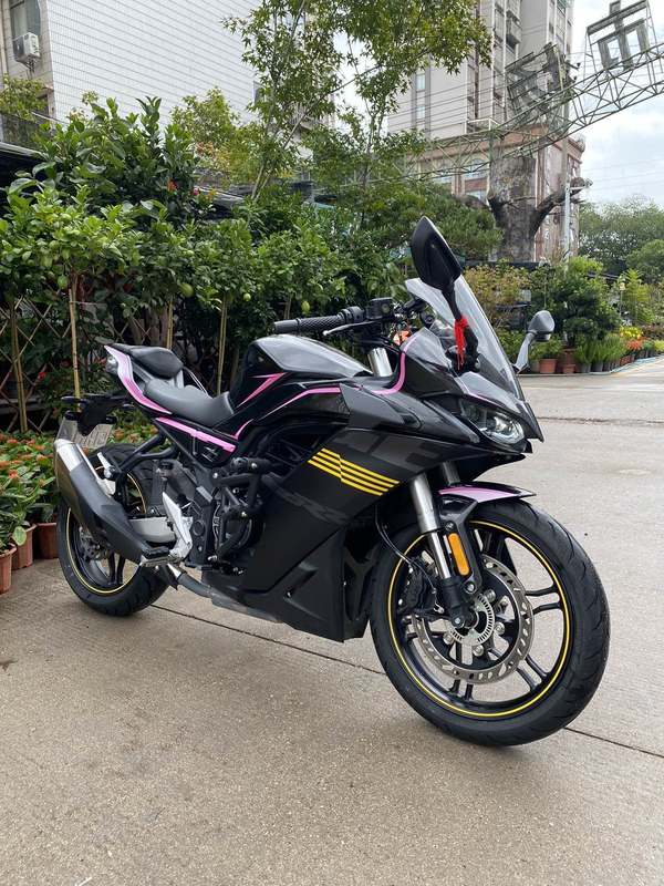 无极 250RR