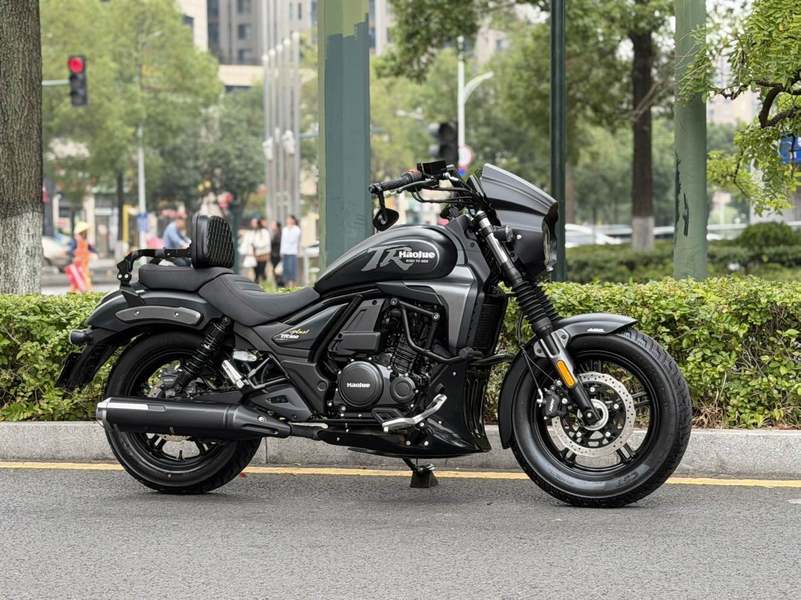 豪爵 TR300