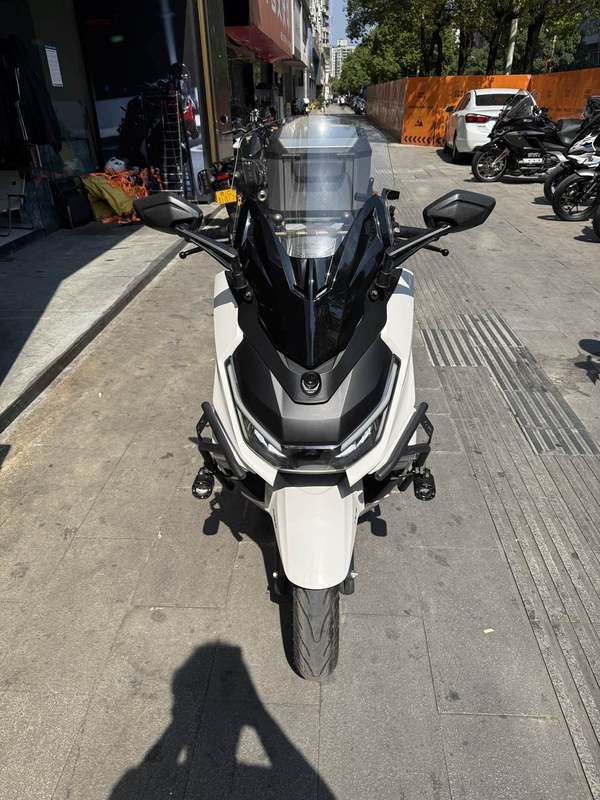 新大洲本田 NS150GX