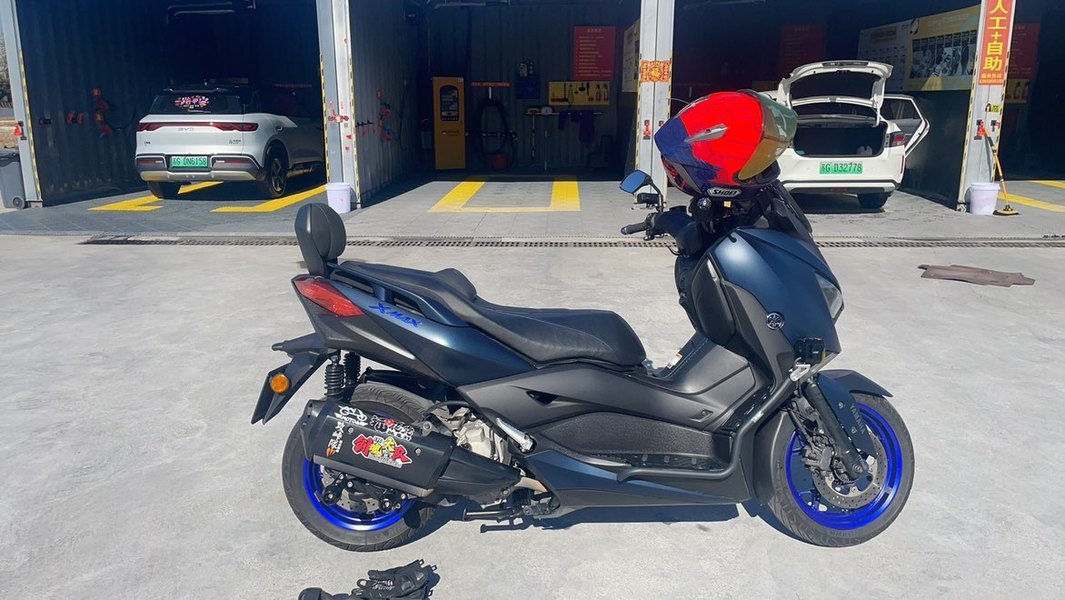 雅马哈 XMAX