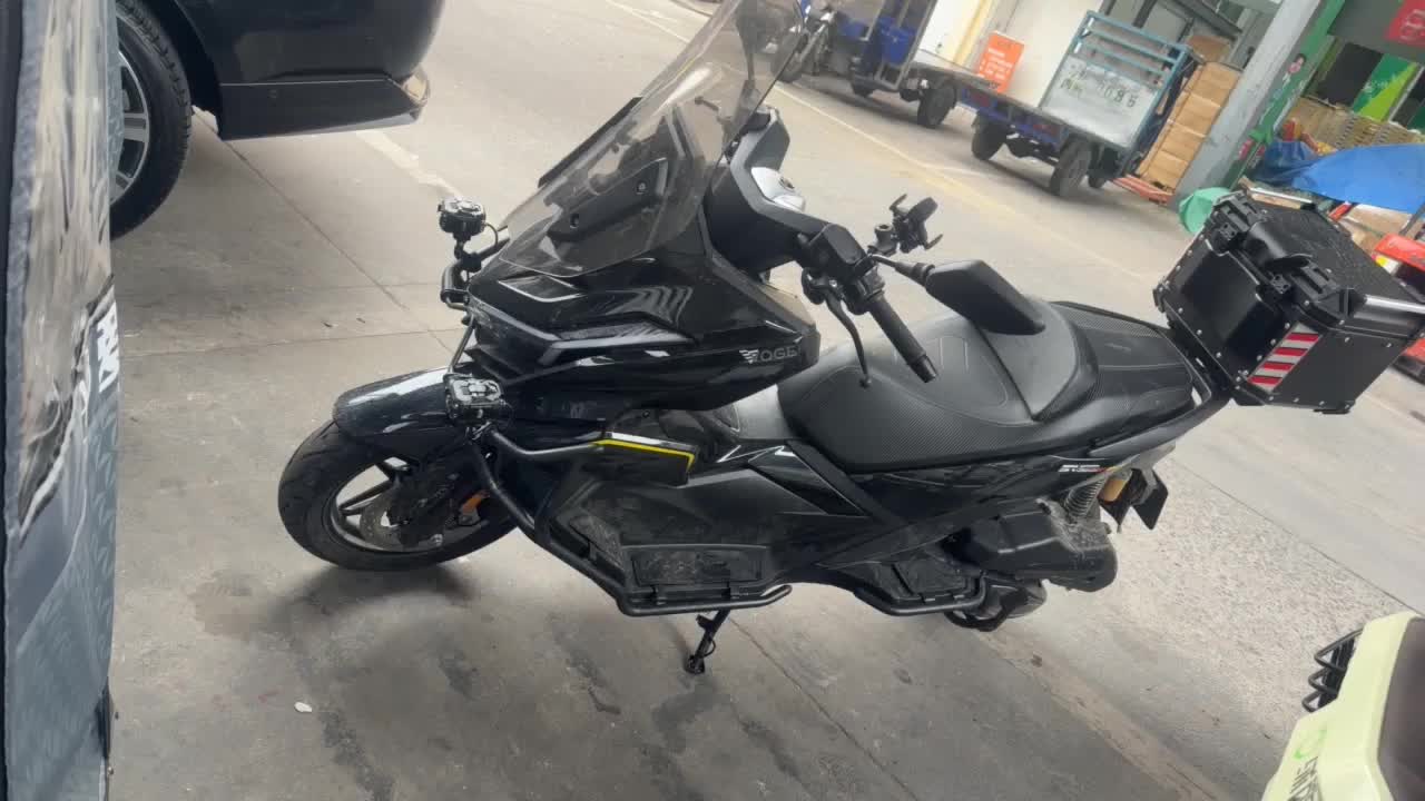 无极 SR250GT