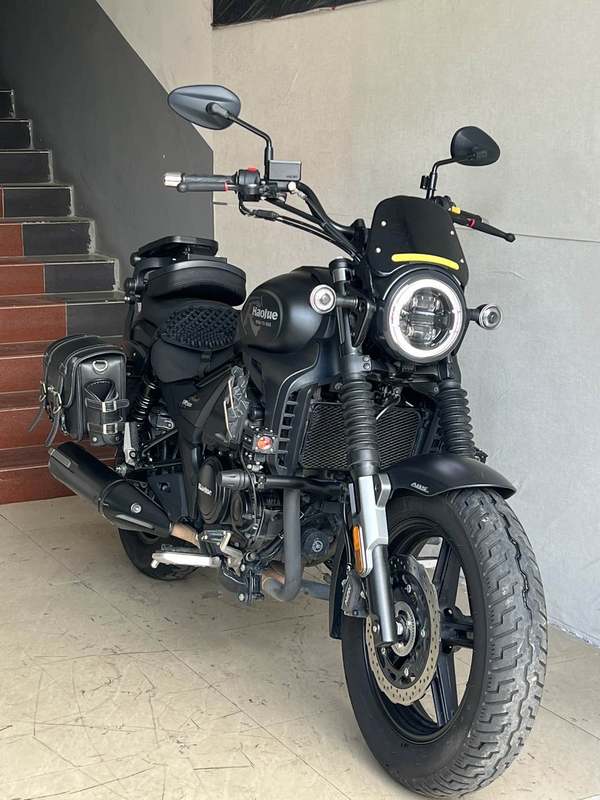 豪爵 TR300
