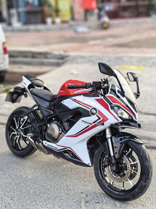 QJMOTOR 赛400