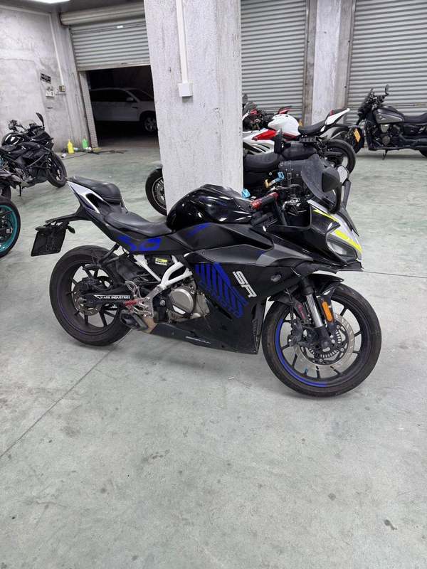 春风 250SR