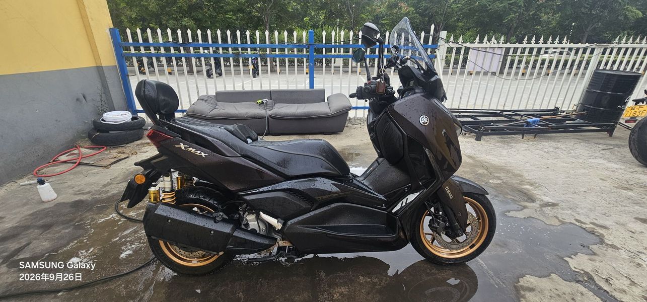 雅马哈 XMAX