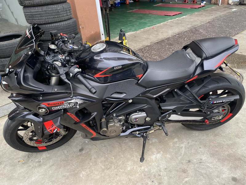 QJMOTOR 赛600