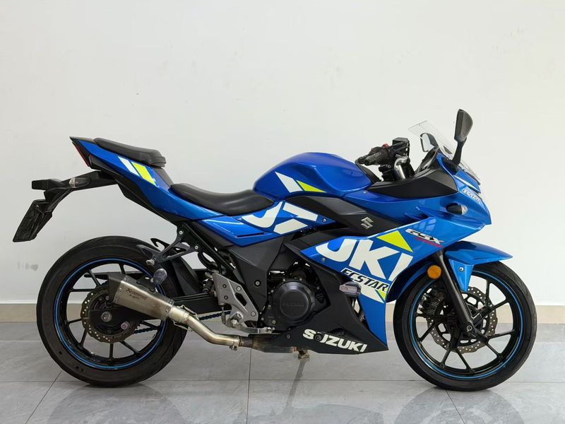 豪爵铃木 GSX250R