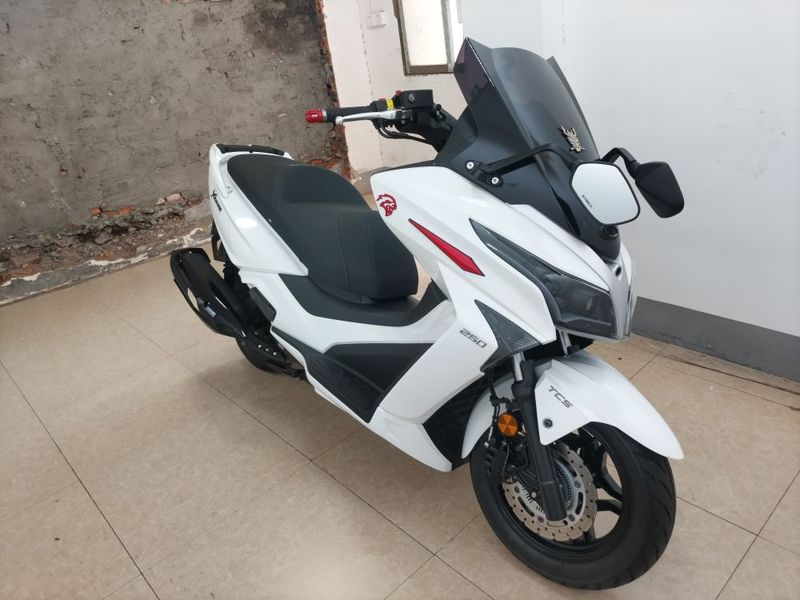 光阳 赛艇 250