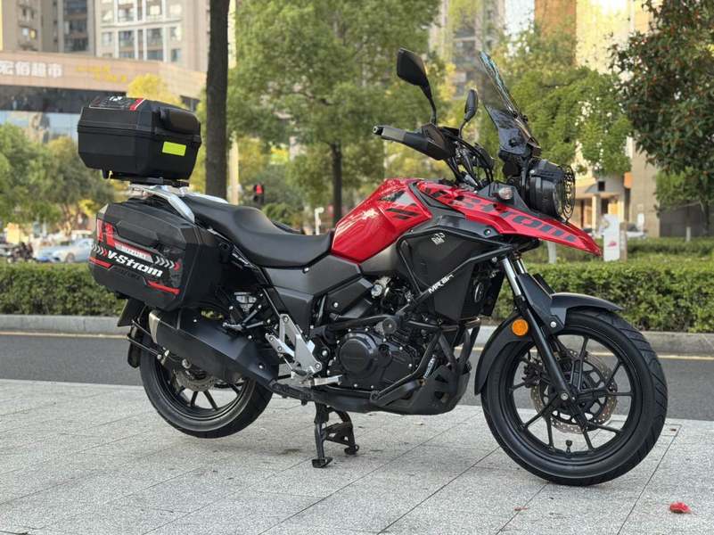 豪爵铃木 DL250