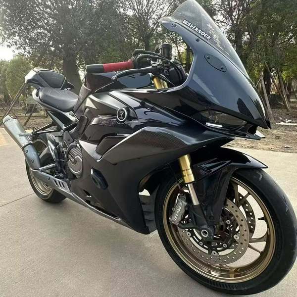 无极 RR660