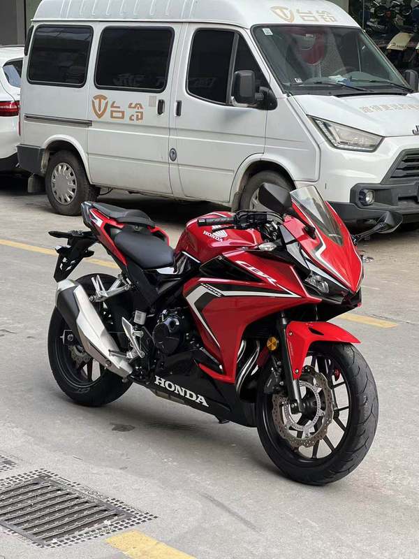 本田WING CBR400R