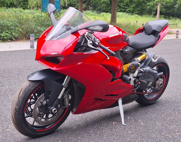 杜卡迪 Panigale V2