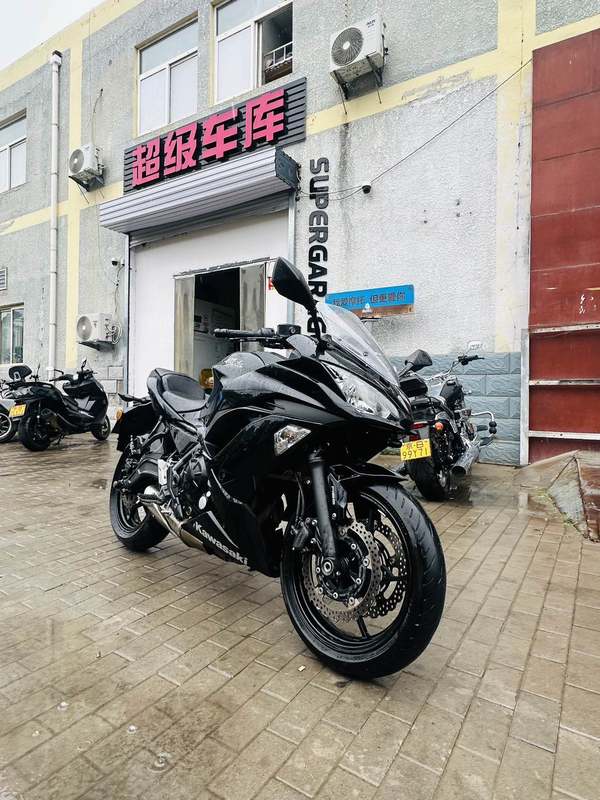 川崎 Ninja 650 