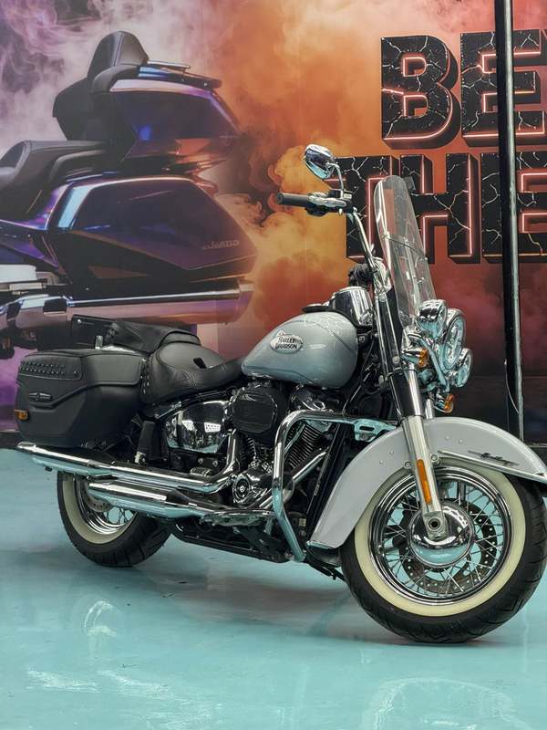 哈雷戴维森 Heritage Classic 114