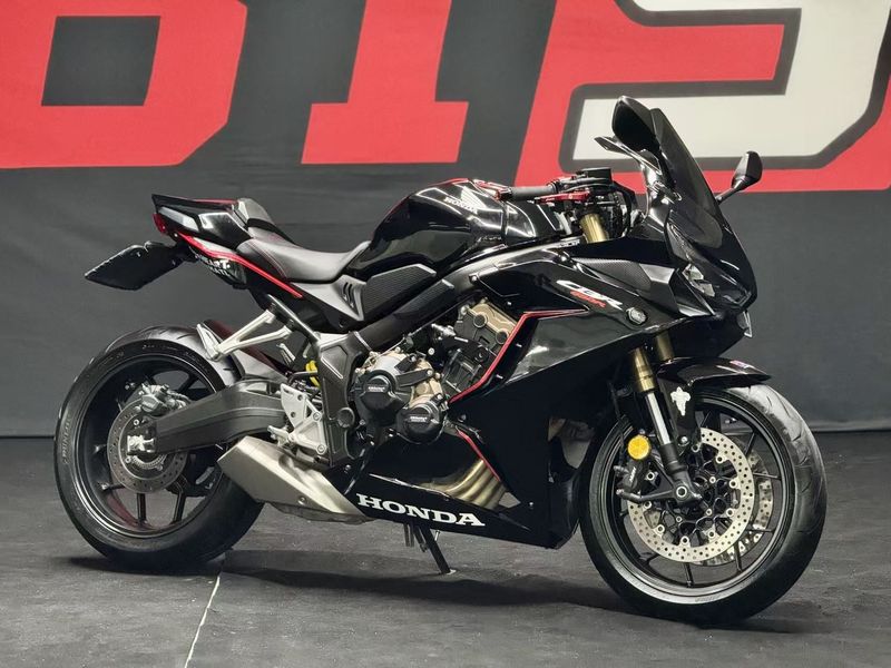 本田DREAMWING CBR650R