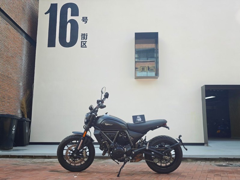 杜卡迪 Scrambler 800