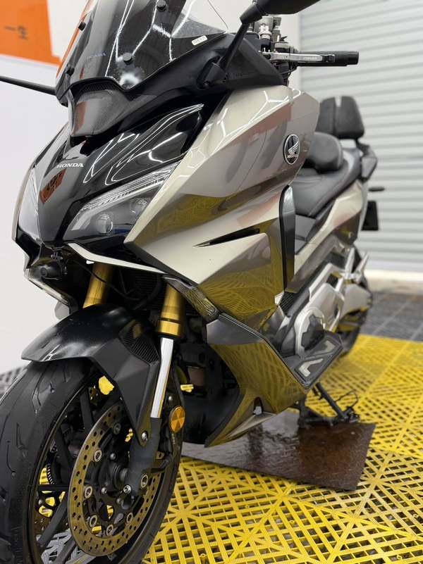 本田DREAMWING NSS750