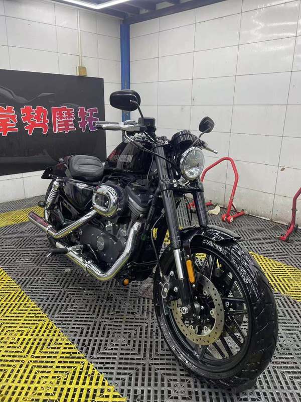 哈雷戴维森 ROADSTER 路锋 