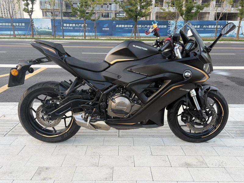 QJMOTOR 赛250