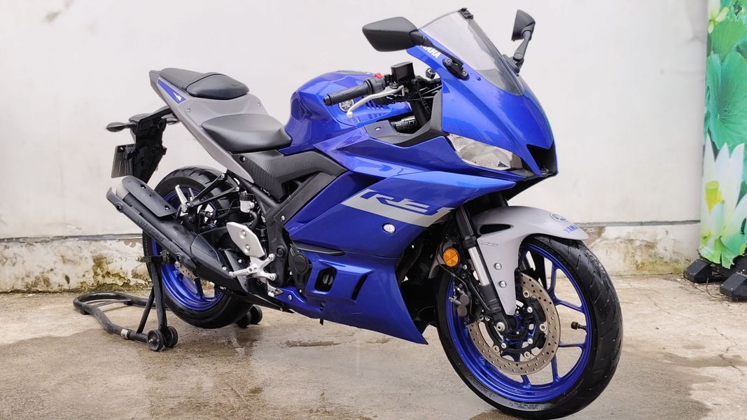 雅马哈 YZF-R3