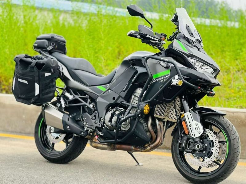 川崎 Versys 1100